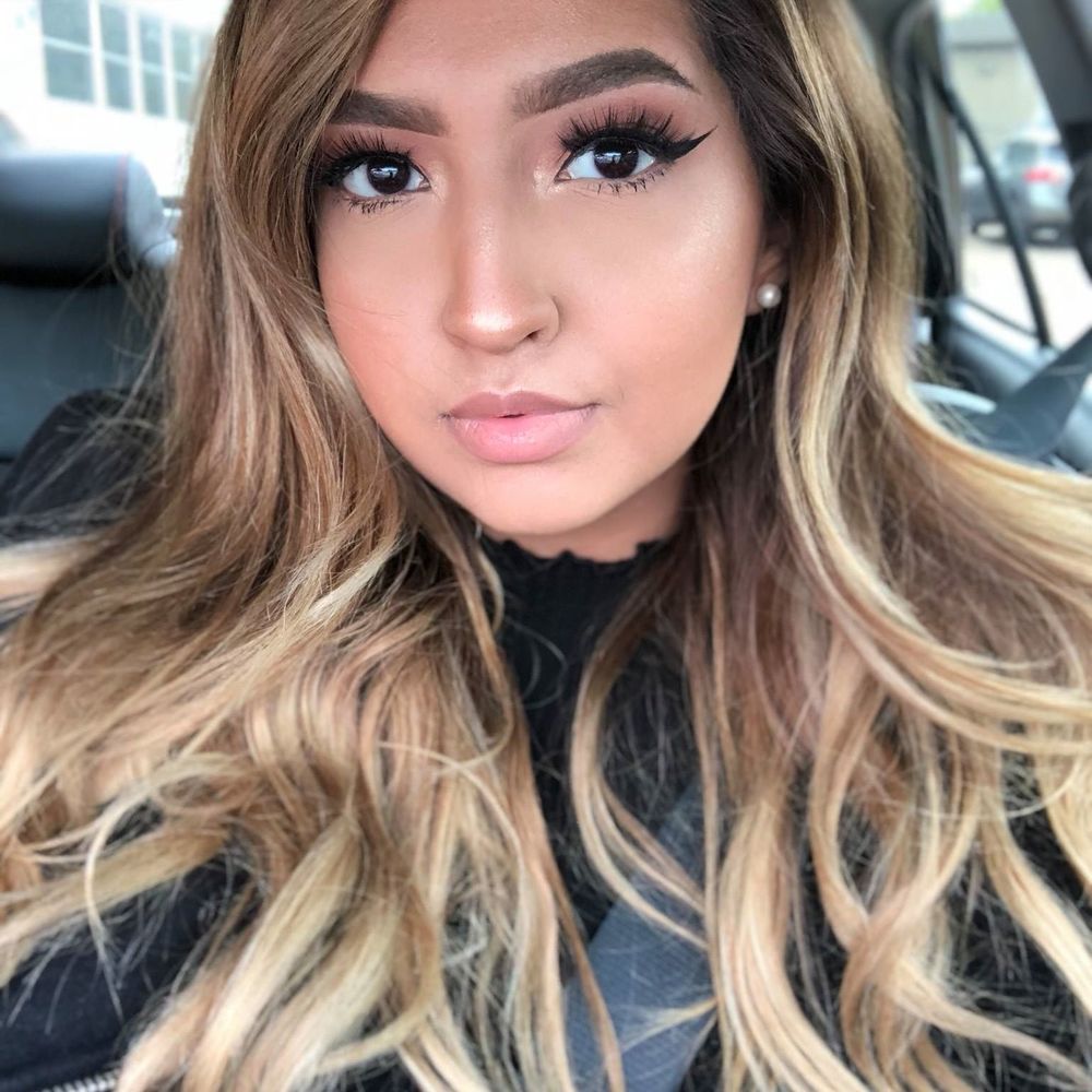 Meet your Posher, Deysi